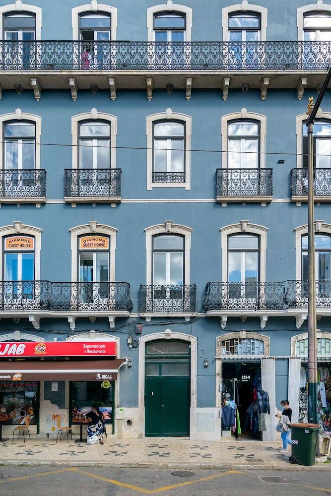 Lisbon 5 1