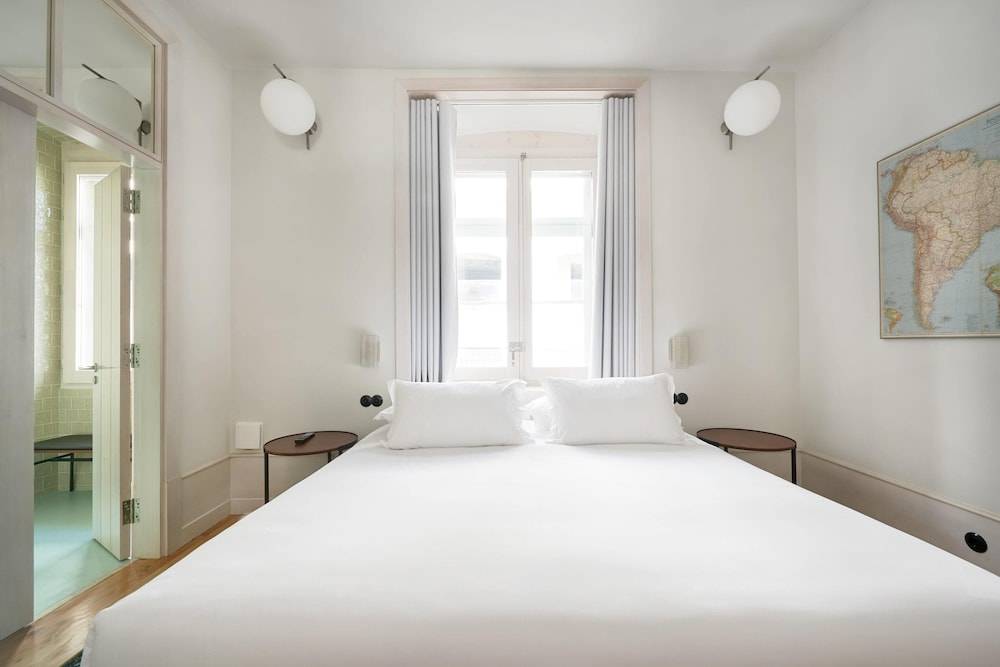 Cais Urban Lodge 2