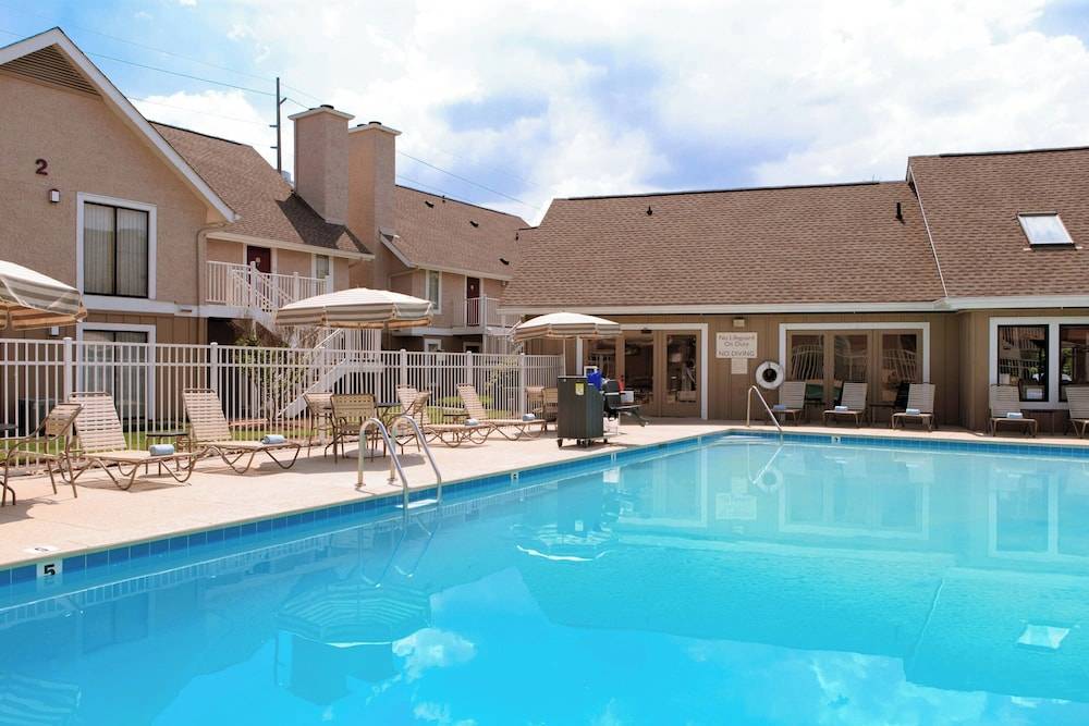 Residence Inn by Marriott Nashville Airport 1