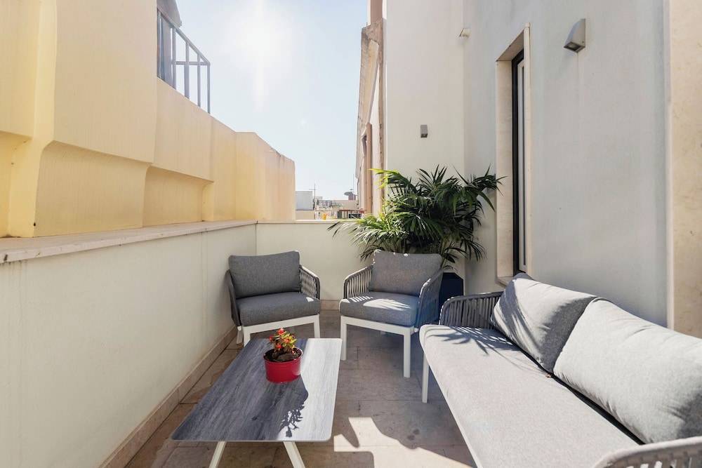 Chiado Square Apartments | Lisbon Best Apartments 1
