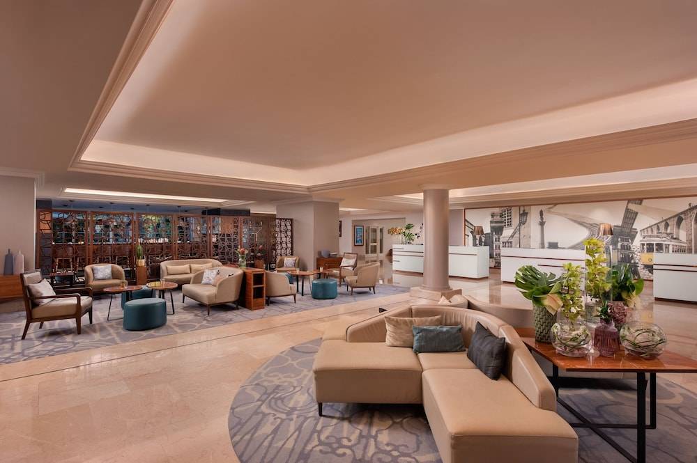 Lisbon Marriott Hotel 2