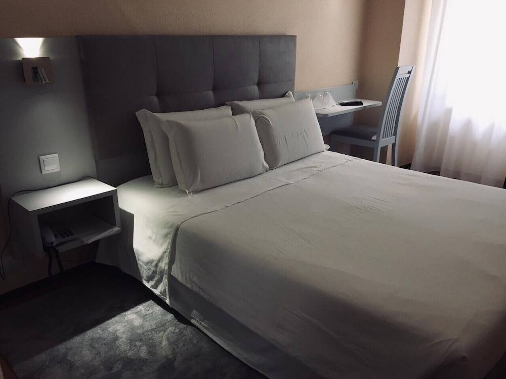 Hotel Excelsior 2