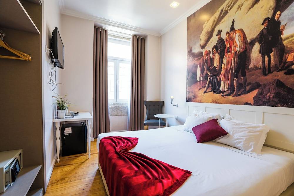 Lisbon Arsenal Suites 1