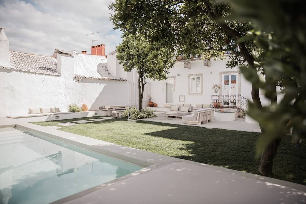 Dona Graca Lisbon Apartments 1