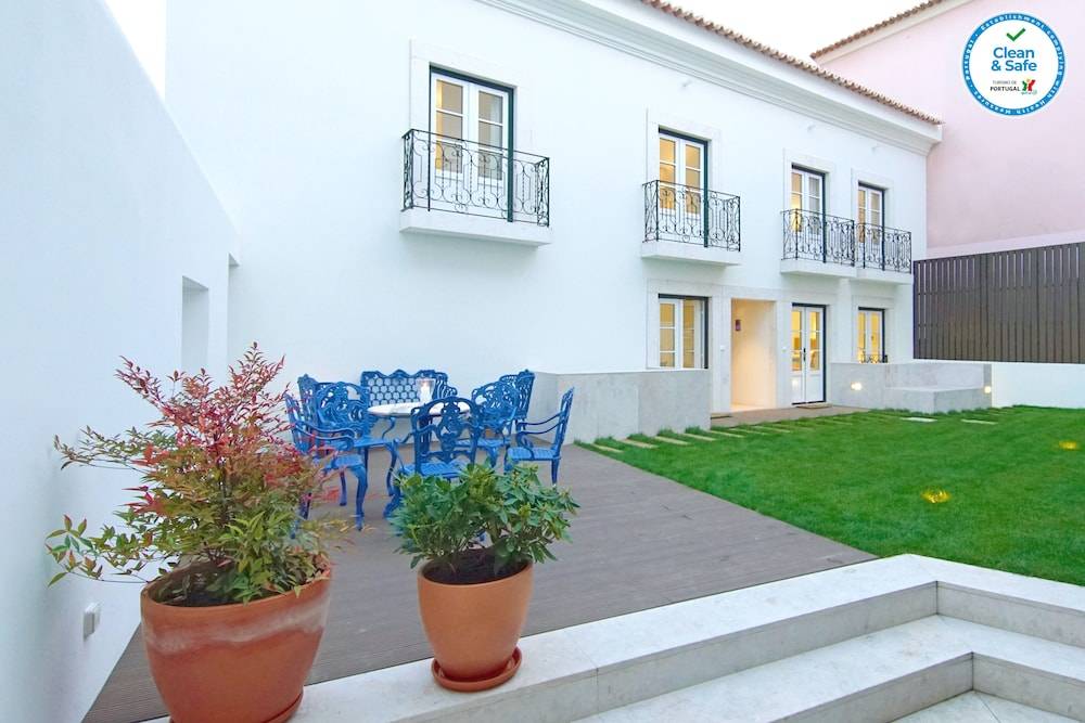 Alma Moura Residences 1