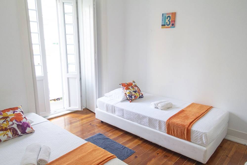 Guest House Amoreiras 1