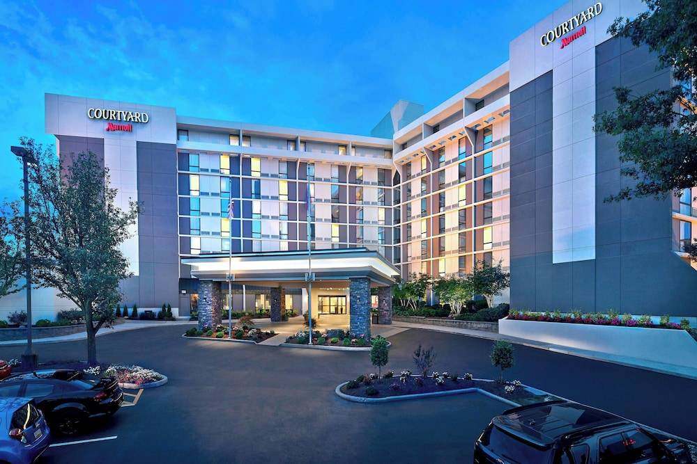 Courtyard by Marriott Philadelphia City Avenue 1