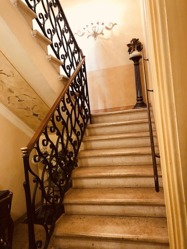 Corte Impero Hotel & Restaurant 1