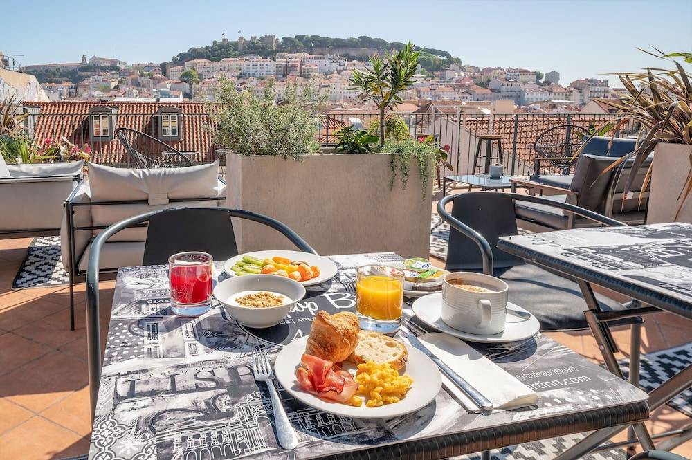 The ART INN Lisbon 1