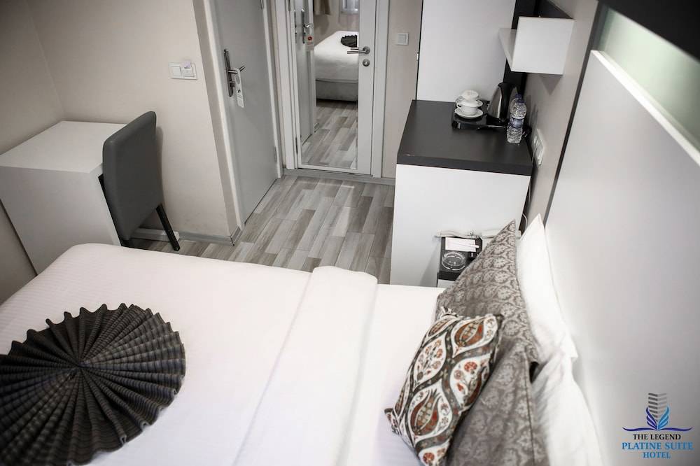 The Legend Platine Suite 2