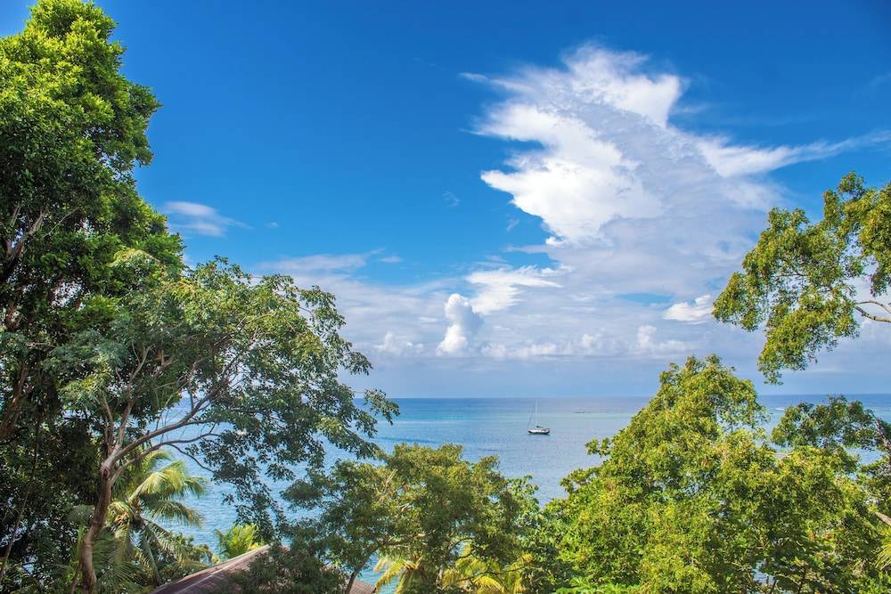 Luna Beach Luxury Boutique Beach Front Resort 1