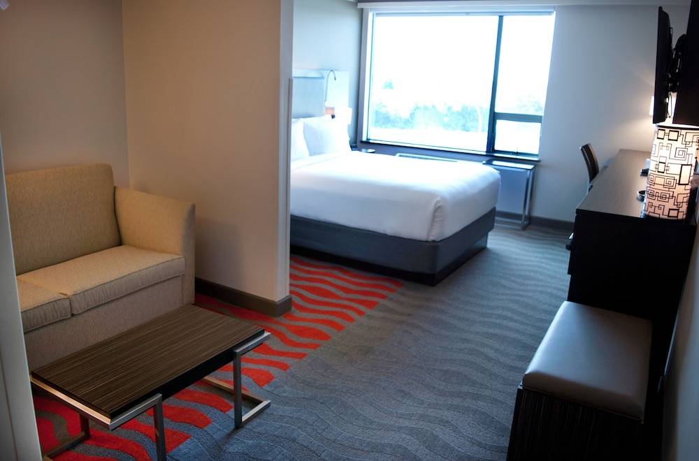 Holiday Inn VANCOUVER AIRPORT- RICHMOND by IHG 2