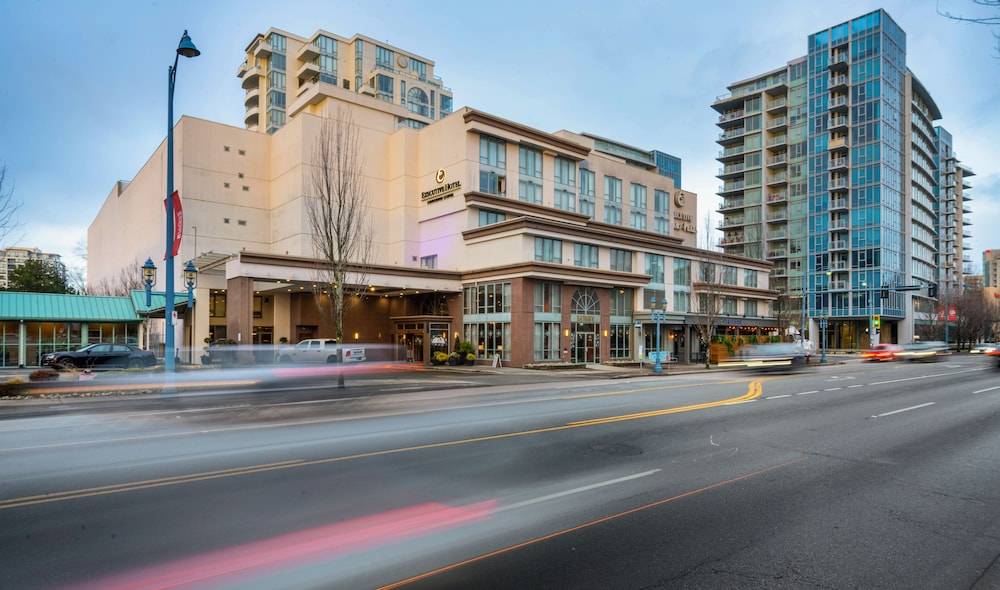 Executive Hotel Vancouver Airport 1