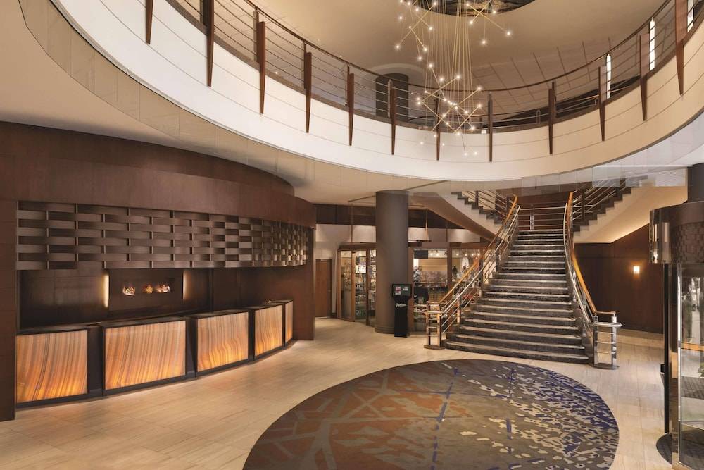 Radisson Hotel Vancouver Airport 2