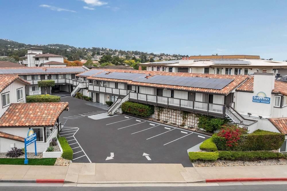 Days Inn by Wyndham Monterey Downtown 1