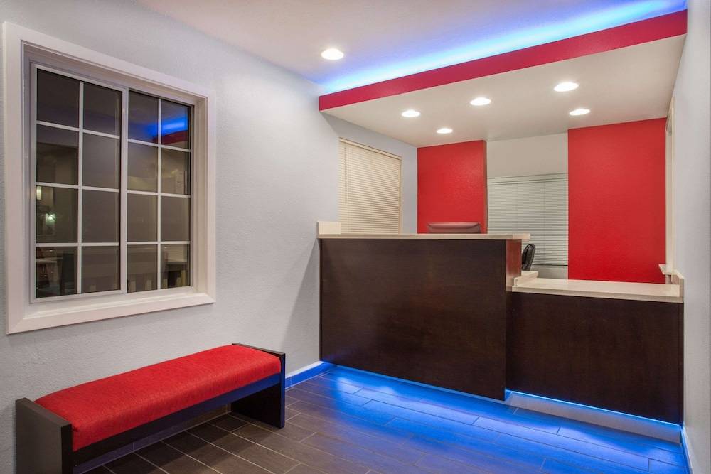 Ramada by Wyndham Monterey 2