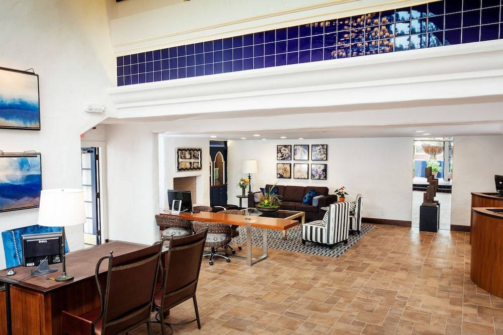 Hotel Pacific 2