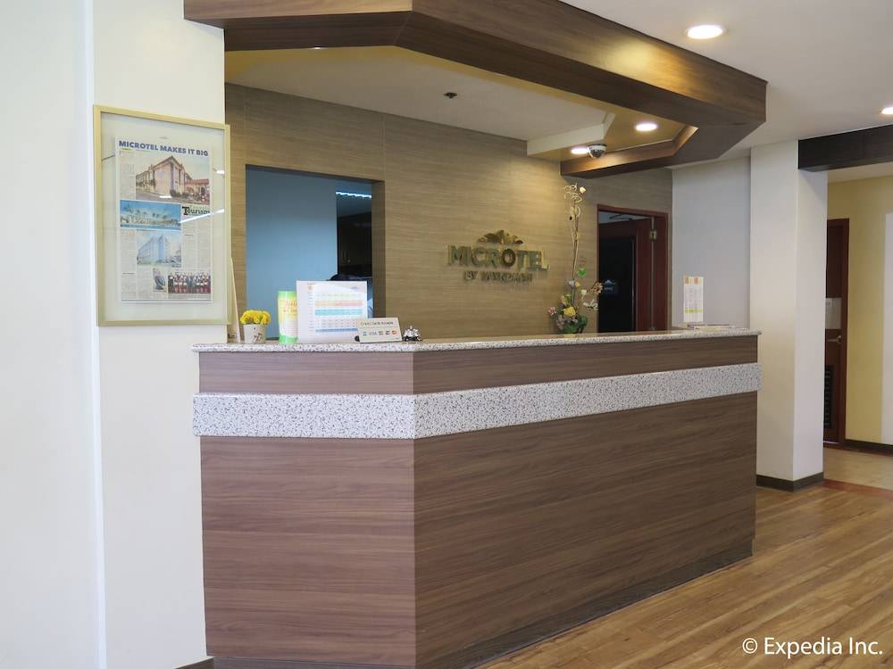 Microtel by Wyndham Batangas 2