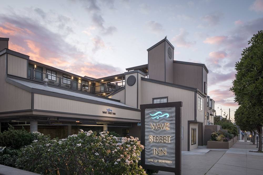 Wave Street Inn 1