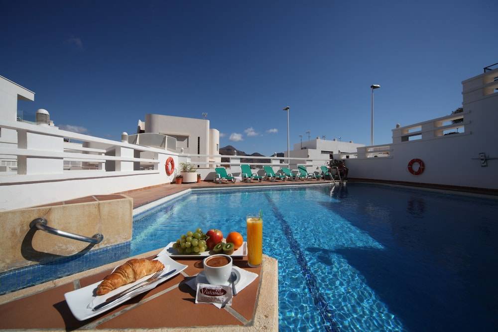 Apartahotel Vistamar San José 1