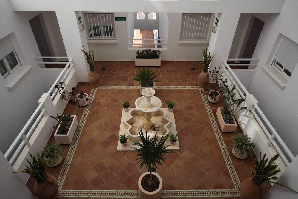 Apartahotel Vistamar San José 2