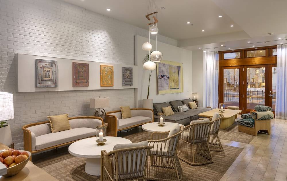 Riviera Beach House 2