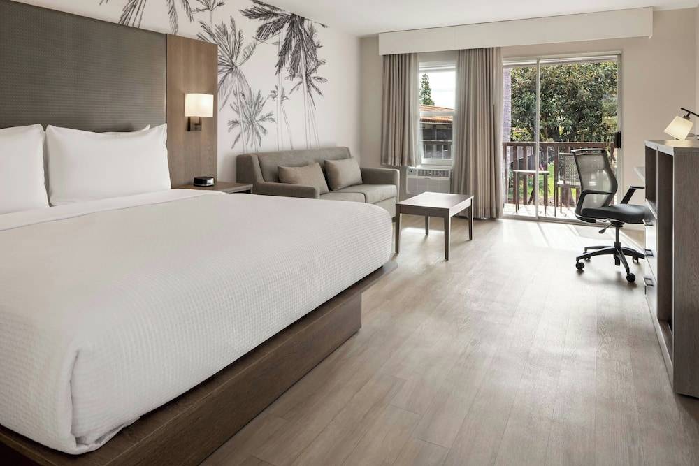 FOUND Hotels, Santa Barbara, Series by Marriott 1