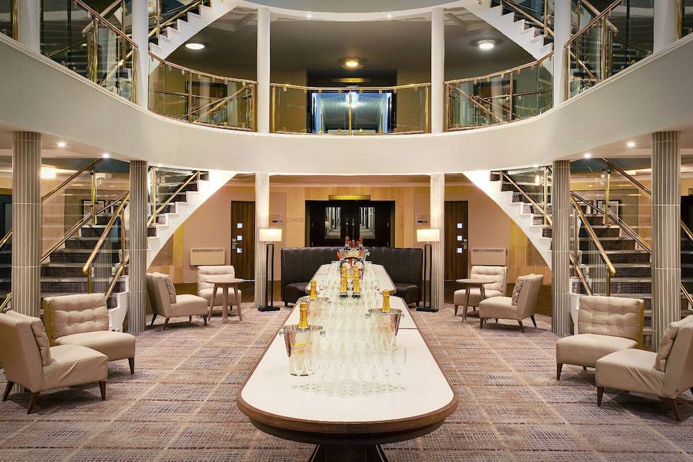 Leonardo Hotel and Conference Venue Hinckley Island 2
