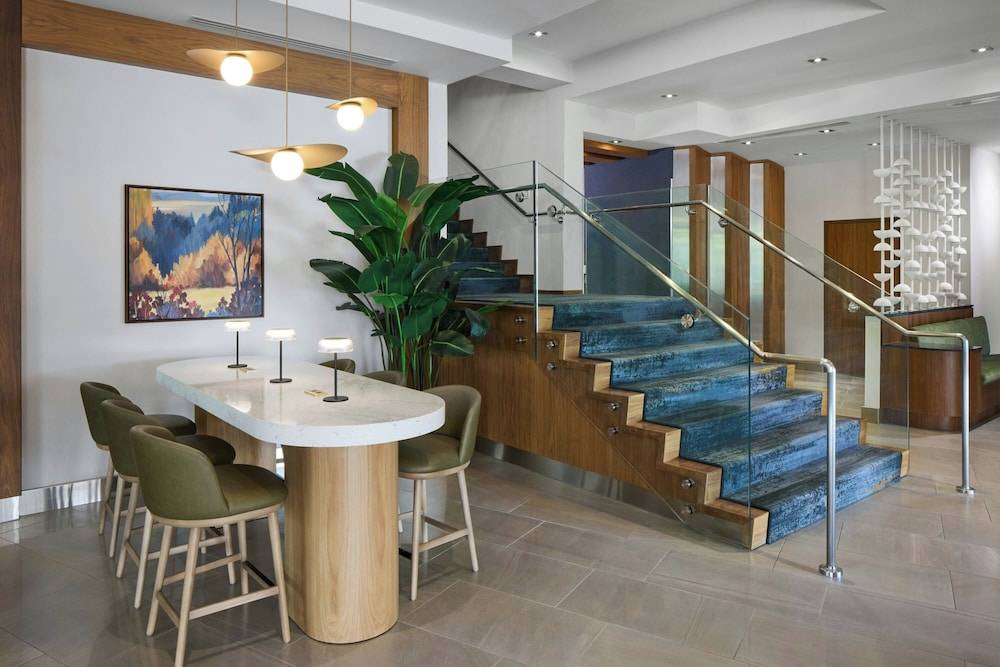 Delta Hotels by Marriott Waterloo 2