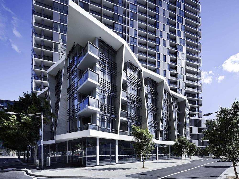 The Sebel Residences Melbourne Docklands Serviced Apartments 1