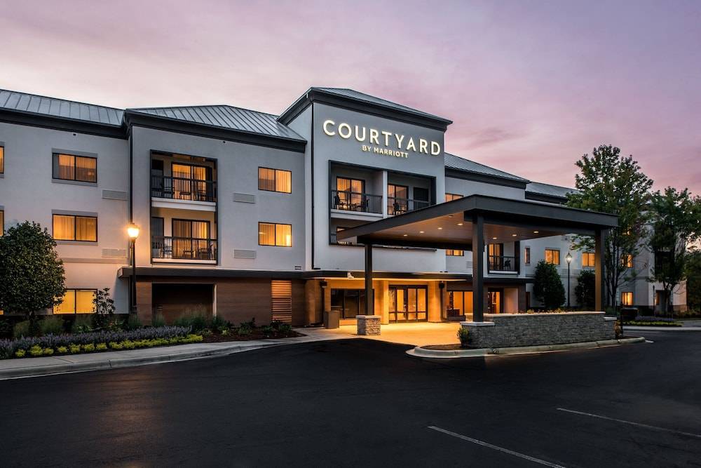 Courtyard by Marriott Charlotte Ballantyne 1