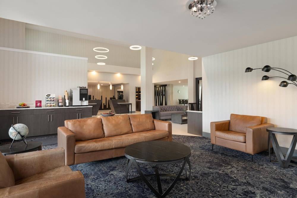 Best Western Plus Gateway to the Falls 2
