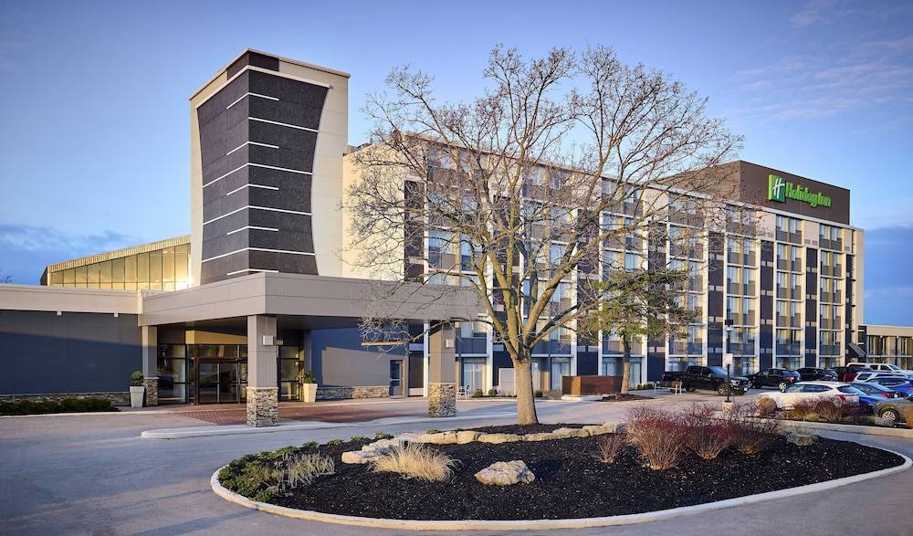 Holiday Inn BURLINGTON CONFERENCE CENTRE by IHG 1