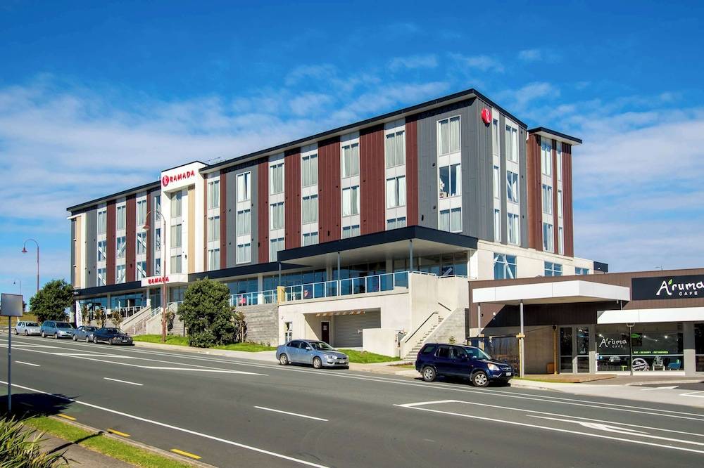 Ramada Suites by Wyndham Albany 1