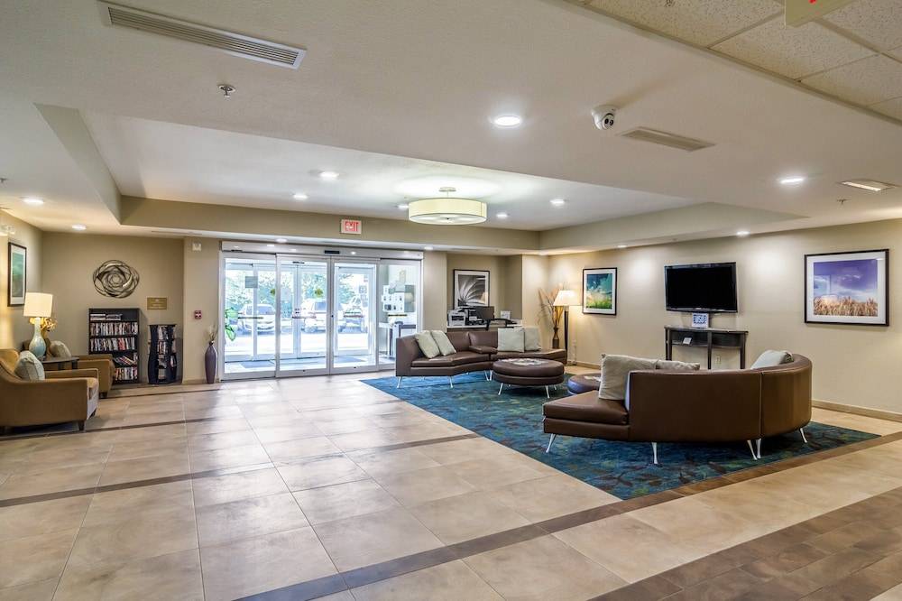 Candlewood Suites JACKSONVILLE EAST MERRIL ROAD by IHG 2