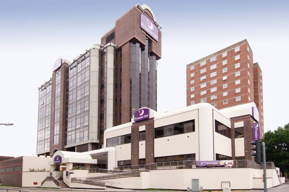 Premier Inn Sunbury - Kempton Park 1