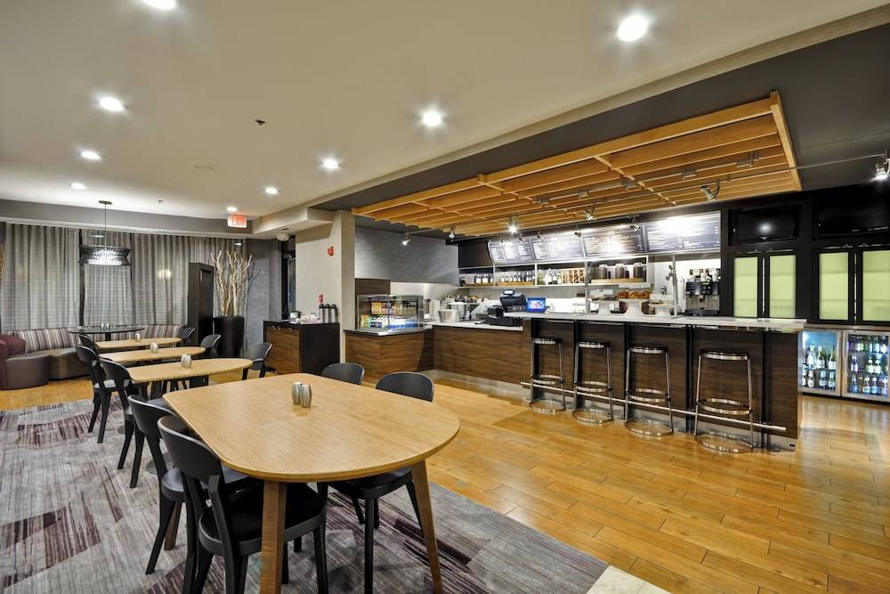 Courtyard by Marriott Jacksonville Airport/ Northeast 1