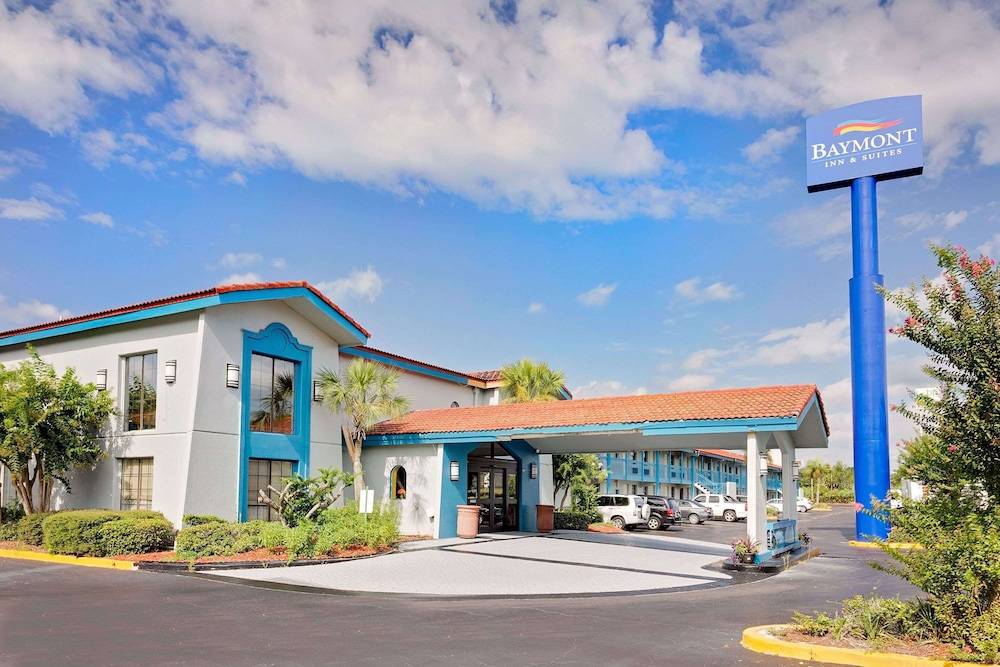 Baymont by Wyndham Jacksonville Orange Park 1