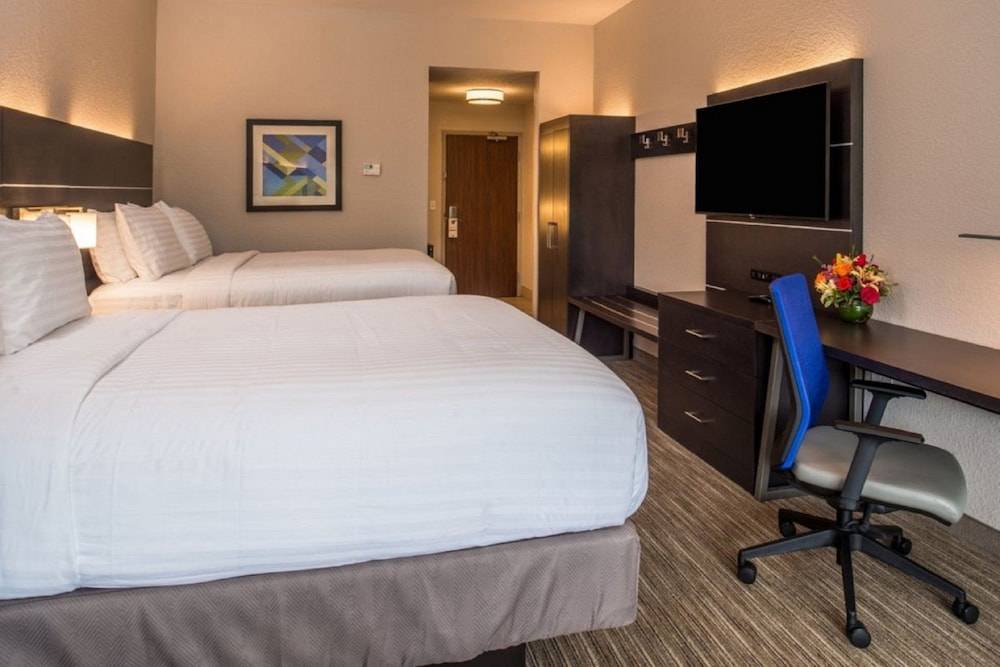 Holiday Inn Express JACKSONVILLE EAST by IHG 2