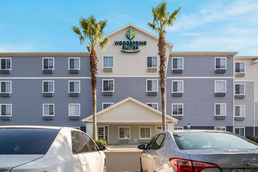WoodSpring Suites Jacksonville I-295 East 1