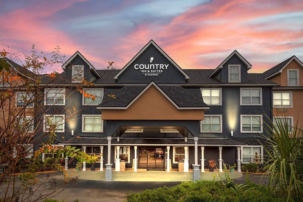 Country Inn & Suites by Radisson, Jacksonville - Orange Park 1
