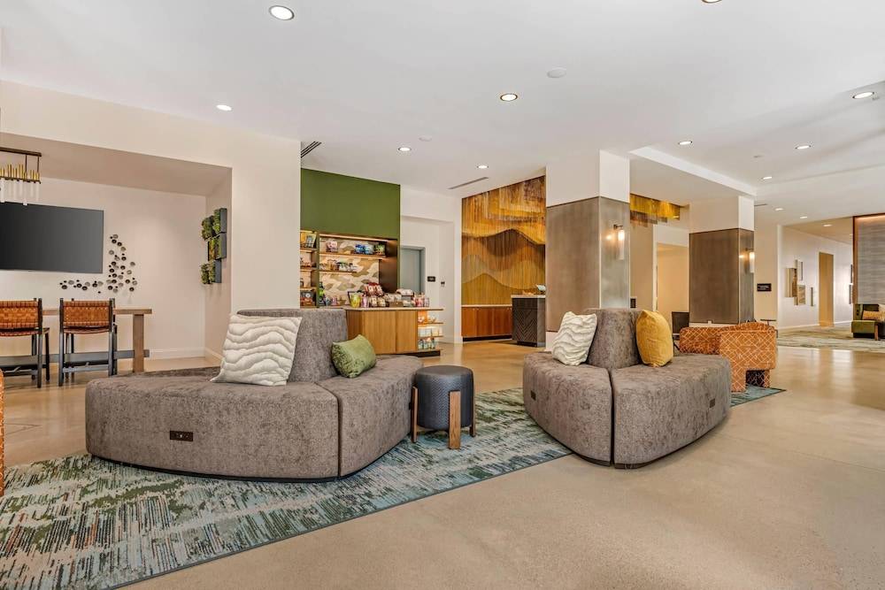 Cambria Hotel Portland - Pearl District 2