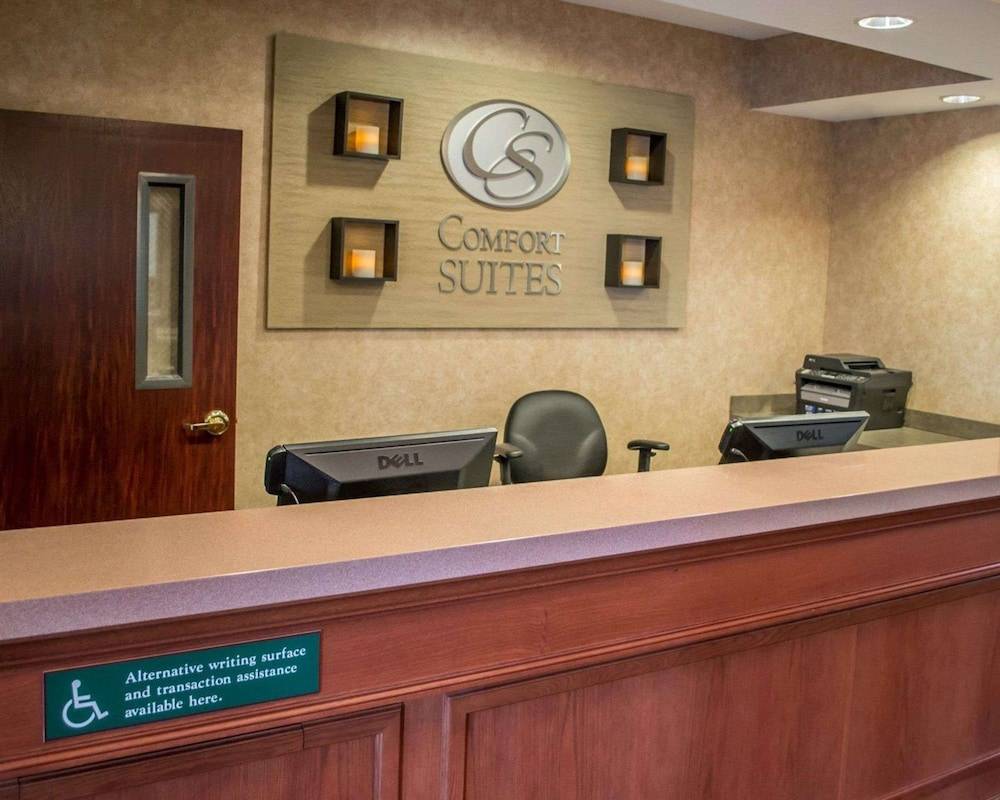Comfort Suites Portland Southwest 2