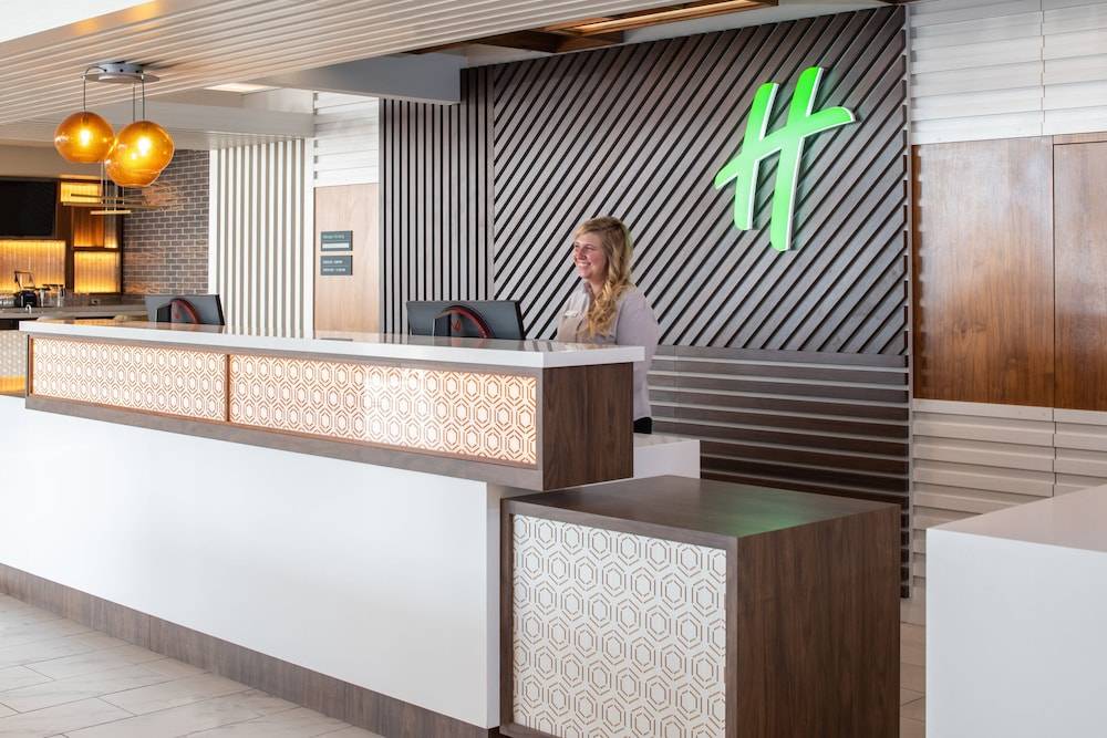 Holiday Inn PORTLAND - COLUMBIA RIVERFRONT by IHG 2