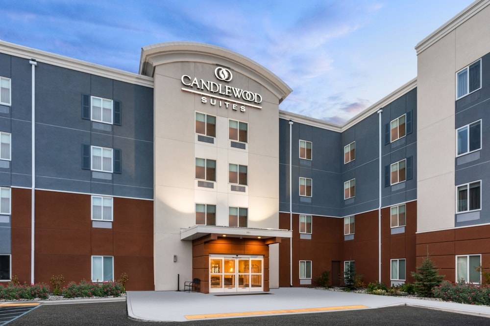 Candlewood Suites PORTLAND-AIRPORT by IHG 1