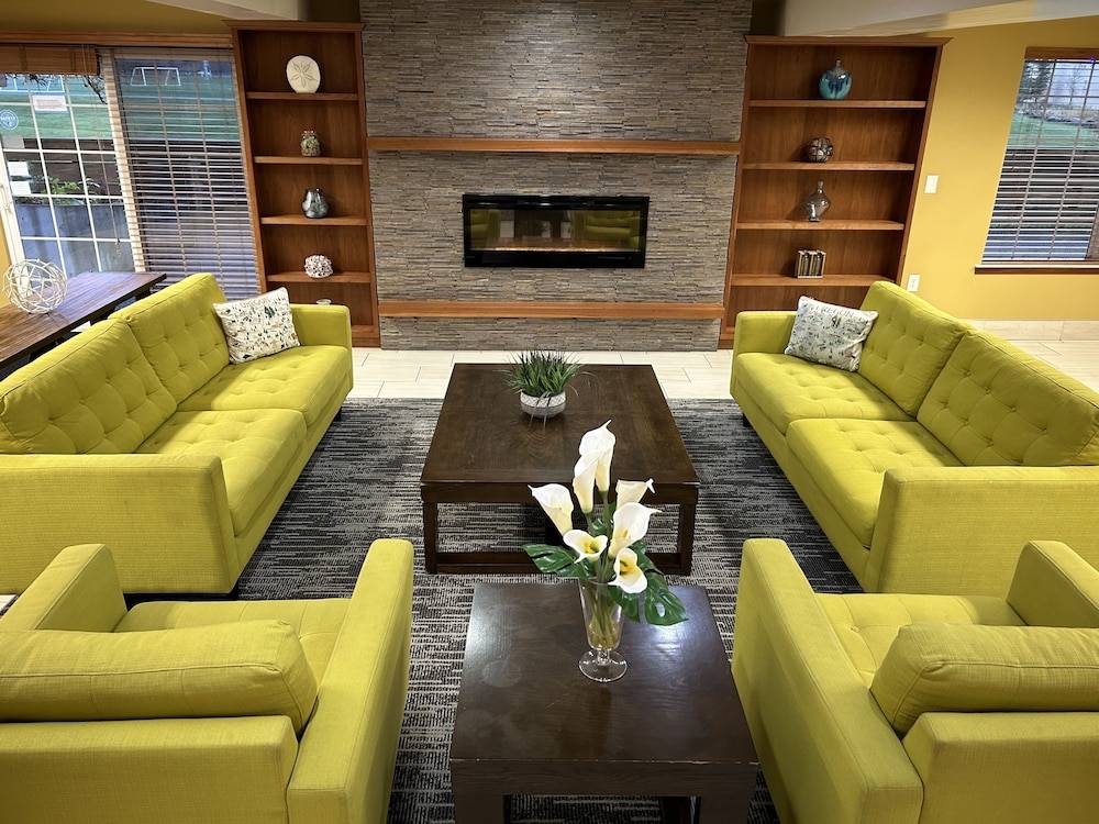 Country Inn & Suites by Radisson, Delta Park North Portland 2