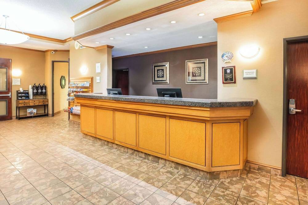 La Quinta by Wyndham Portland Airport 2