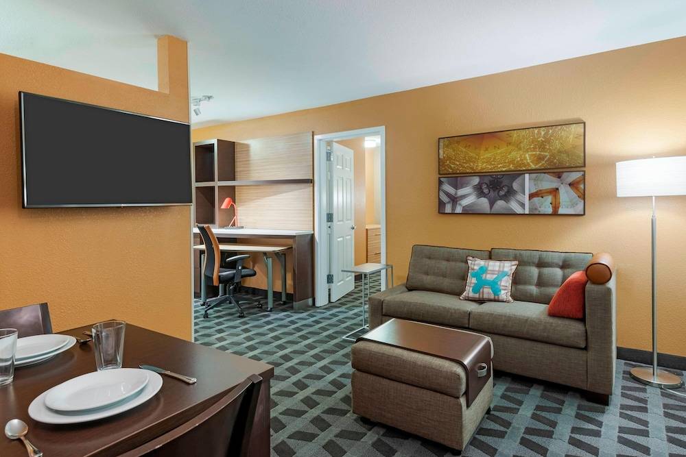 TownePlace Suites Savannah Midtown 1