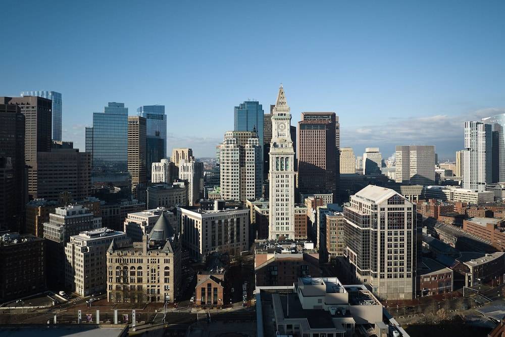 Marriott Vacation Club at Custom House, Boston 1