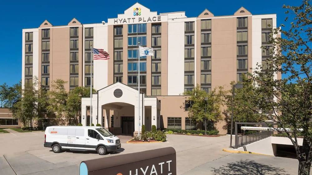 Hyatt Place Boston - Medford 1